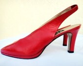 Fire Engine Red Heels . Proxy . Slingback shoes . Vintage Size 8