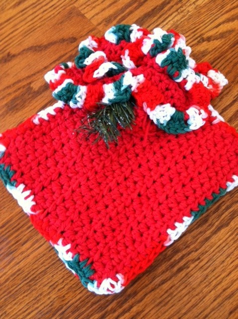 2 Pot holders / Hot pads AND a matching dishcloth - handmade red and multicolor