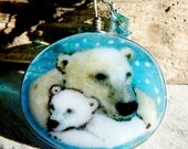 Polar bear , mom and baby - Fused glass pendant