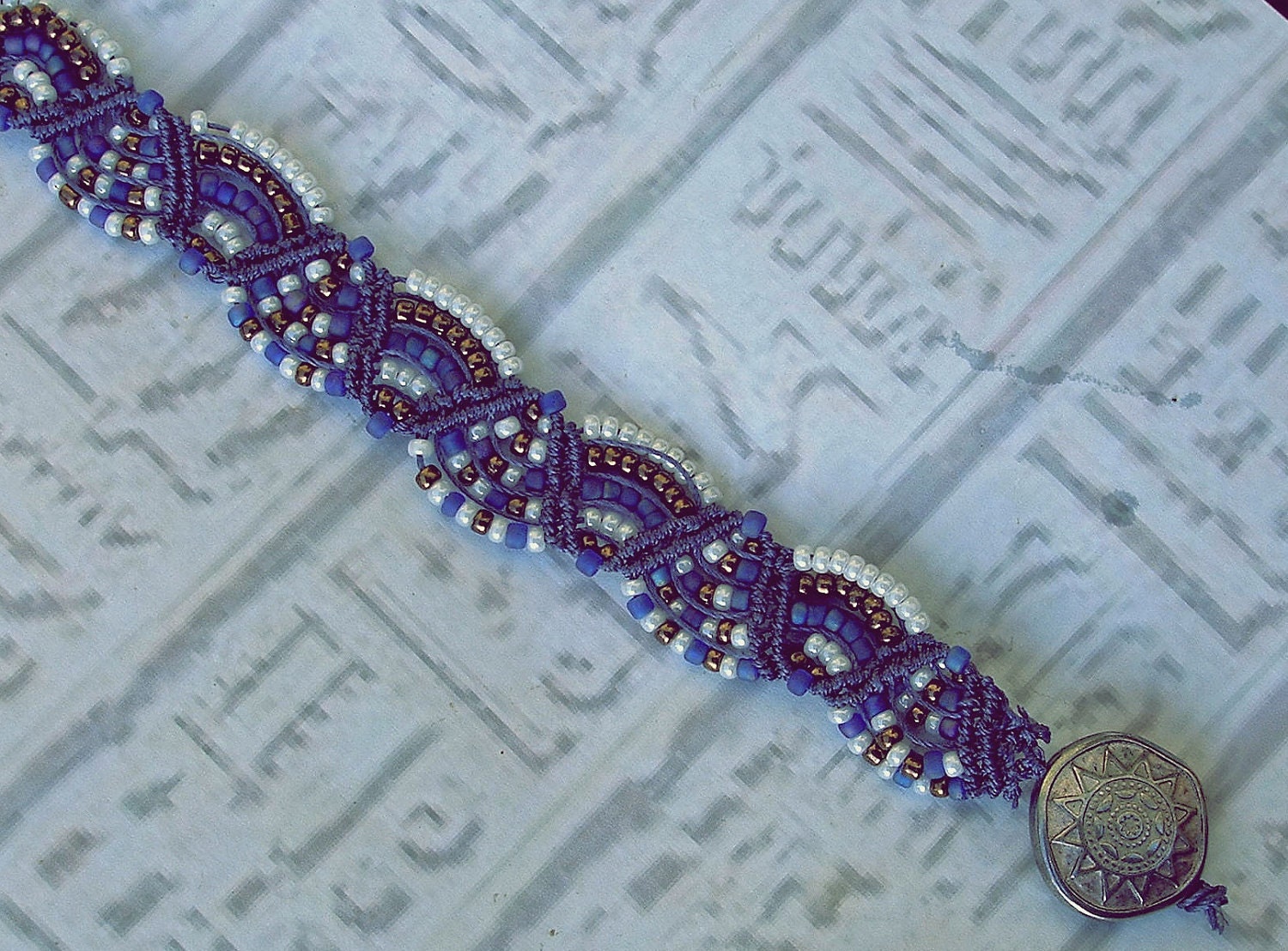 Micro Macrame bracelet in purple. Macrame bracelet.