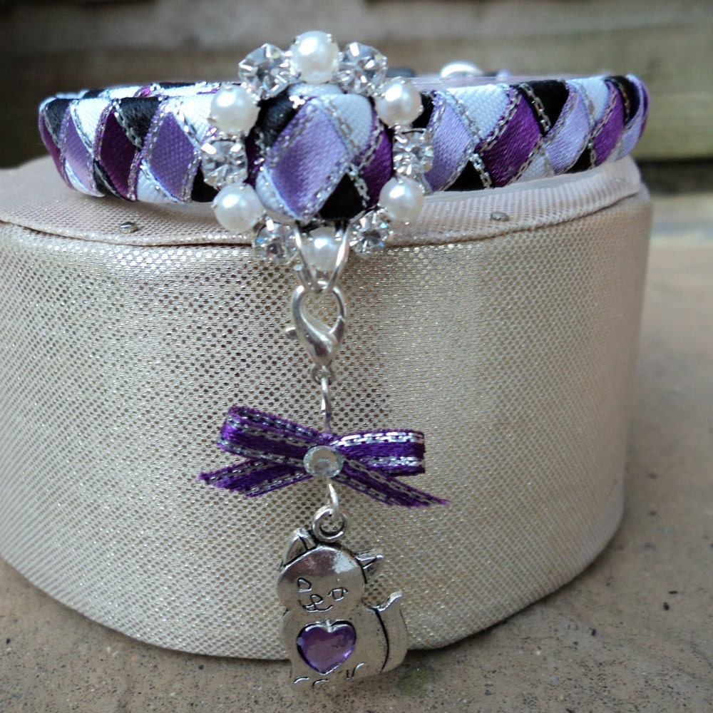 Cat Collar Purple and White with Kitty Cat Charm