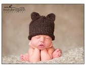 Newborn brown bear hat