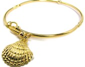 Cape Cod Style Bracelet with Seashell
