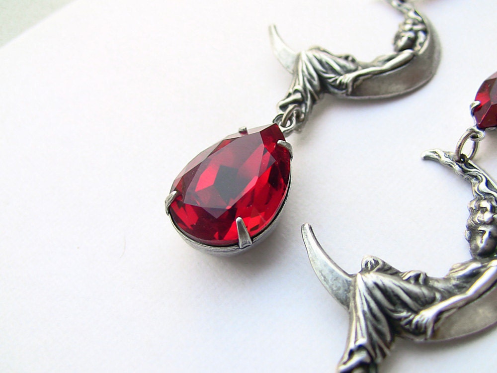 Red crystal moon earrings