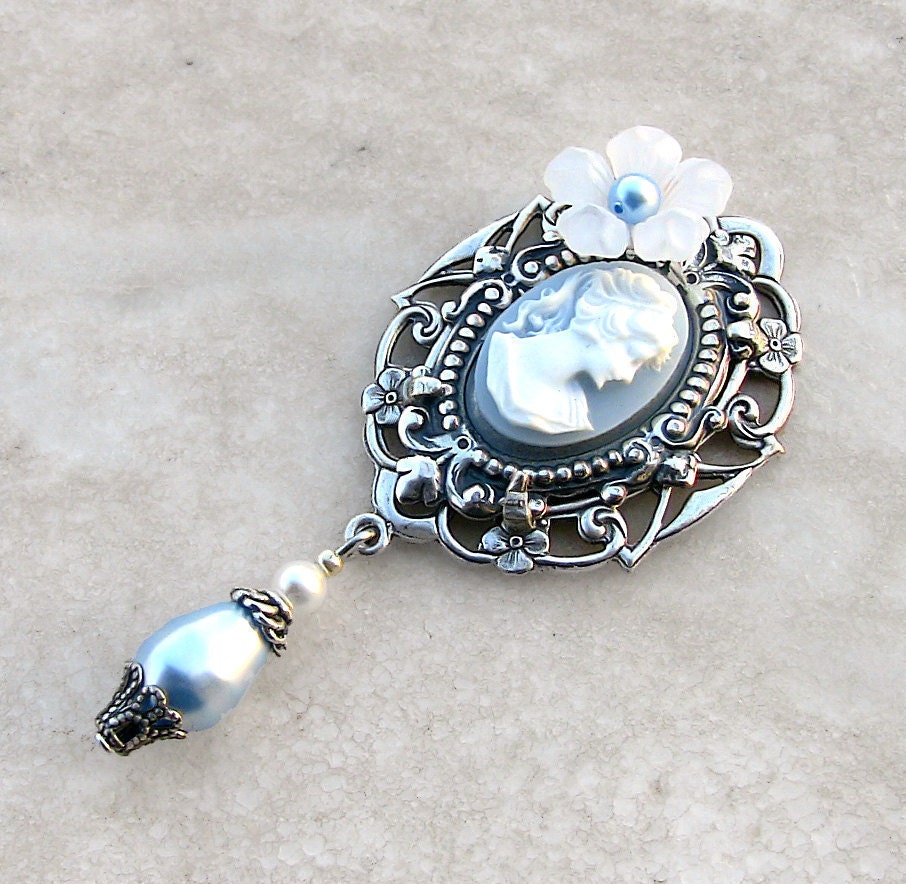 cameo jewelry Blue Brooch or Pendant
