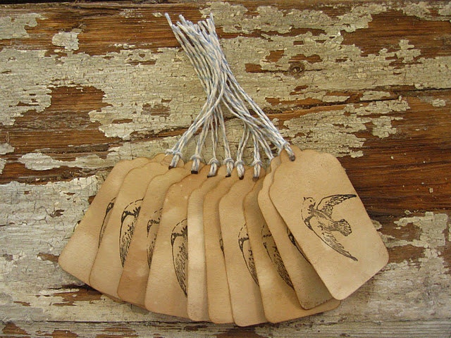 Vintage Style Bird Gift Tags with Twine 10/pk