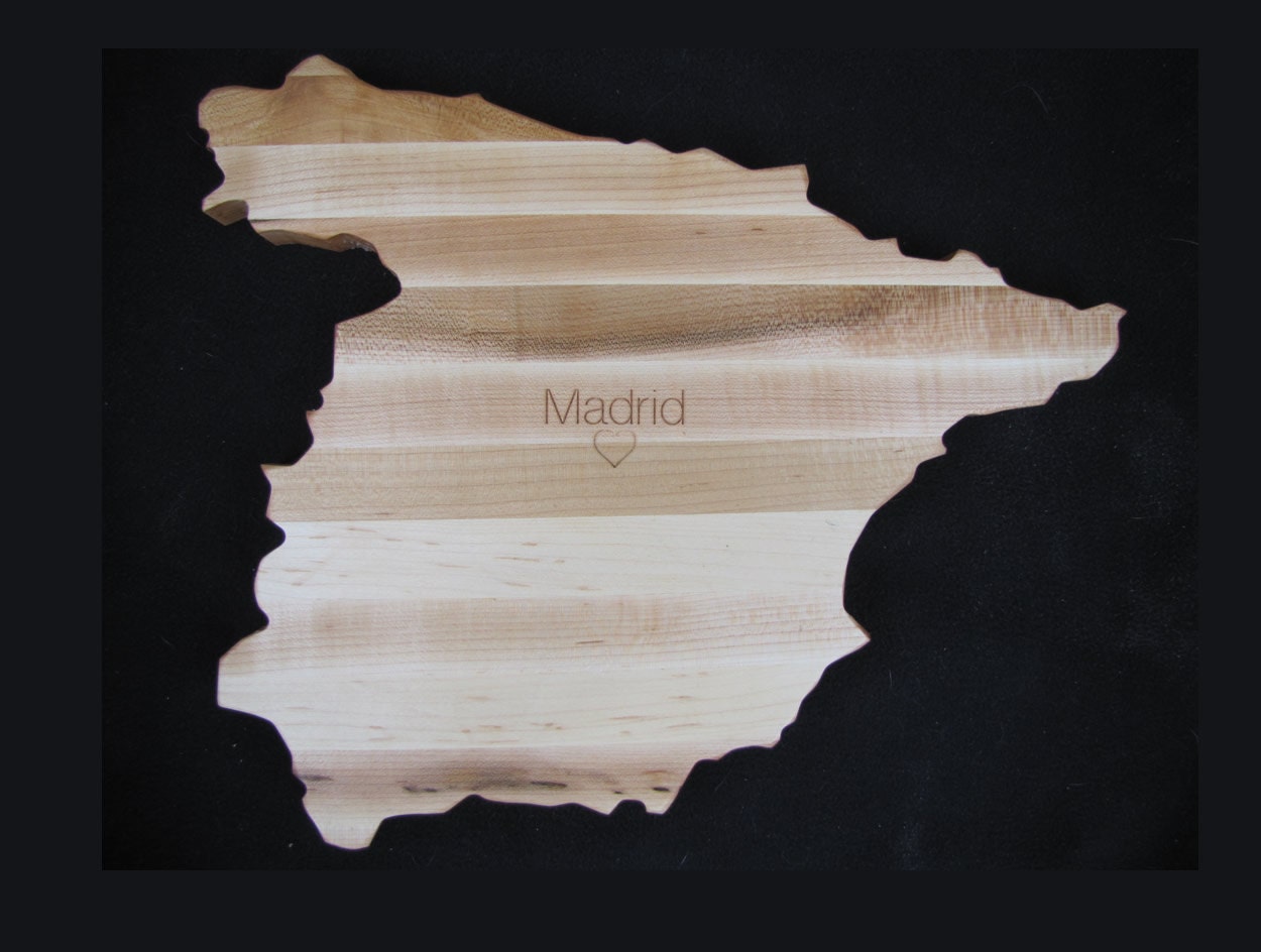 Woodbob.com's Spain Shaped Cutting Board