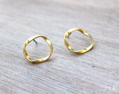Matte 16k Gold Plated Swirl Round Earrings