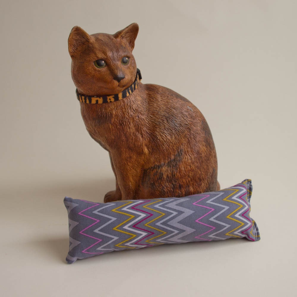 Catnip Kickstick - Grey Lightning