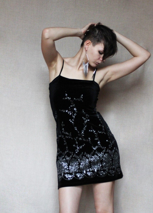 Black and shiny velvet mini dress