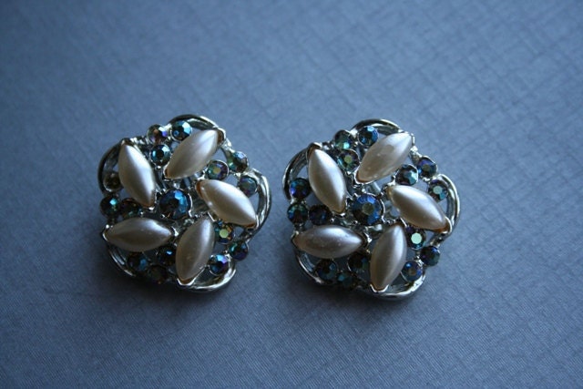 Pearl and Aurora Borealis Rhinestone Vintage Earrings Pin Up Rockabilly Hollywood Glamour