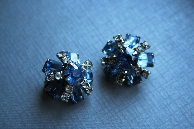 Something Baby Blue Rhinestone Snowflake Vintage Earrings Pin Up Rockabilly Hollywood Glamour