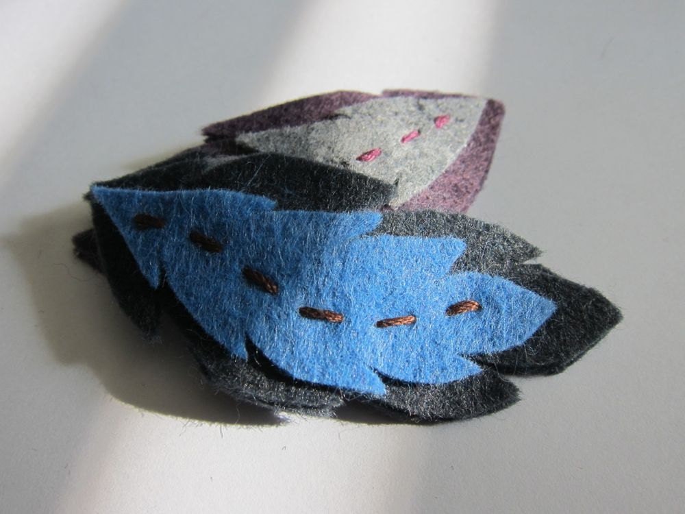 Set of 2 Wool Felt Feather Barrette - Hair Clip - Nature Bird Nest . Sugar Plum . Frost . Winter . Blue . Cornflower . Grey