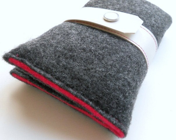 Cell Phone wallet in dark gray and bright pink eco wool and vegan faux leather