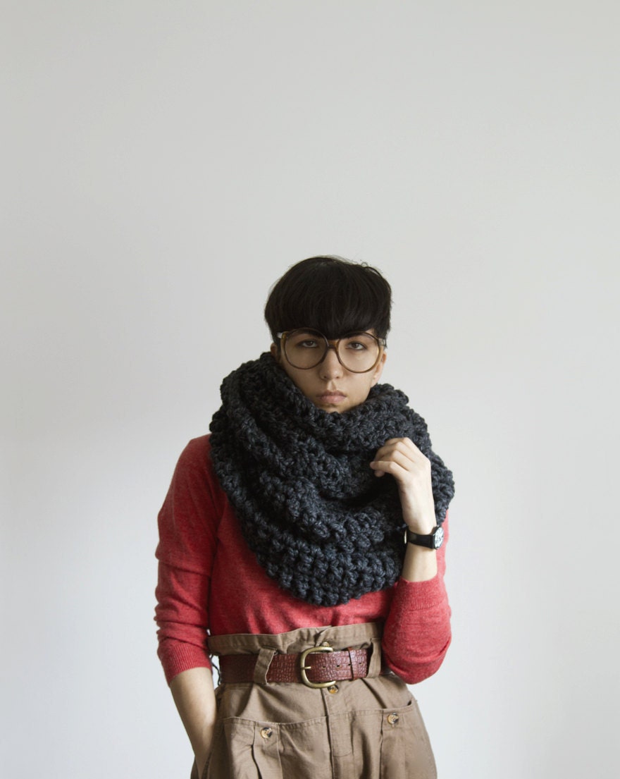 The Pembroke Cowl in Charcoal