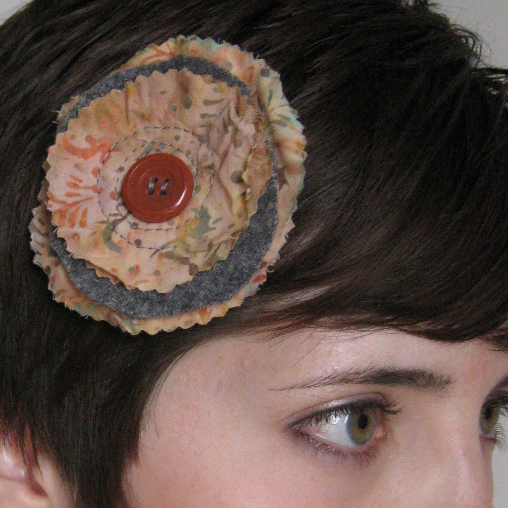 FLOWER HAIR CLIP recycled grey wool with peach batik by Lynn Minney Designs