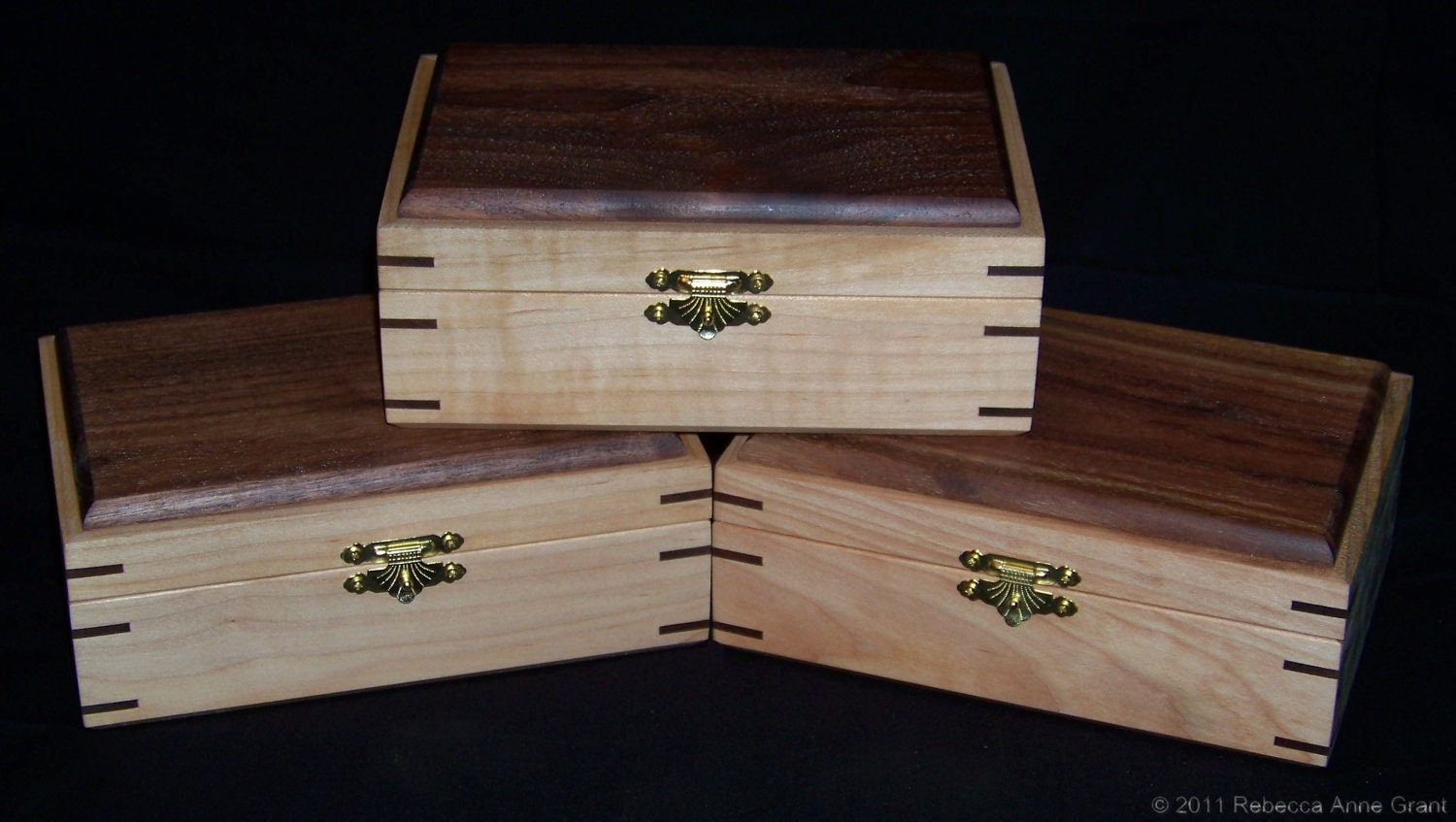 Maple and Walnut Keepsake Box