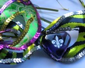 Fleur de Lis Mardi Gras Purple Glass Heart