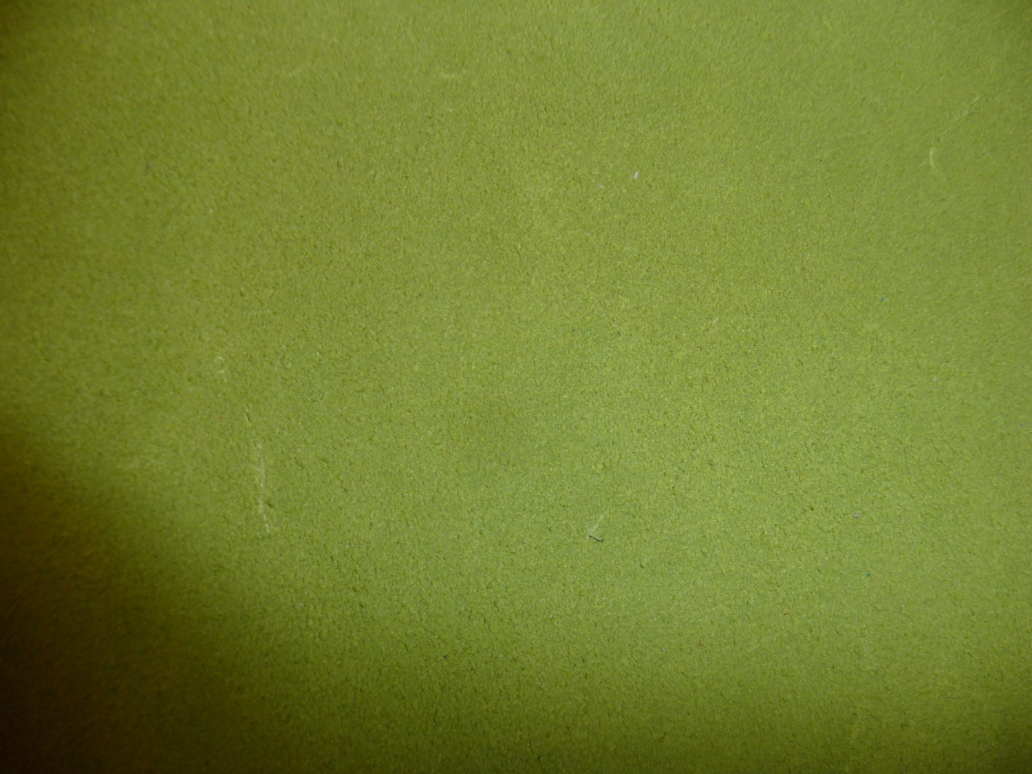 8"x10" Very Nice Bright Green / Lime Green Suede Leather Hide  4 oz / 1.6 mm thickness