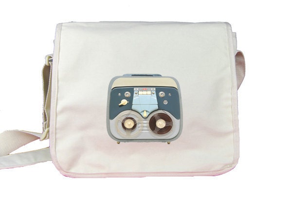 Music - Messenger Nylon 420d bag - Unisex - White - Spacious main compartment with organizer features and flat inside pocket