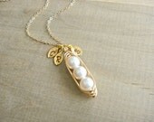 Personalized 3 Peas in a Pod wrapped in Gold Filled Wire - Choose your INITIAL and PEARL COLOR - Mother's Day