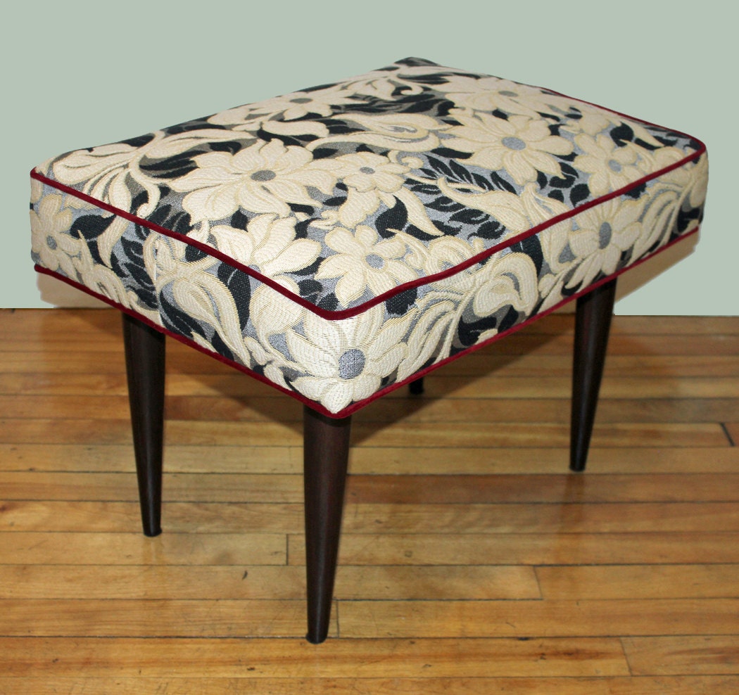 Vintage White Flower Tapestry Footstool with Red Piping