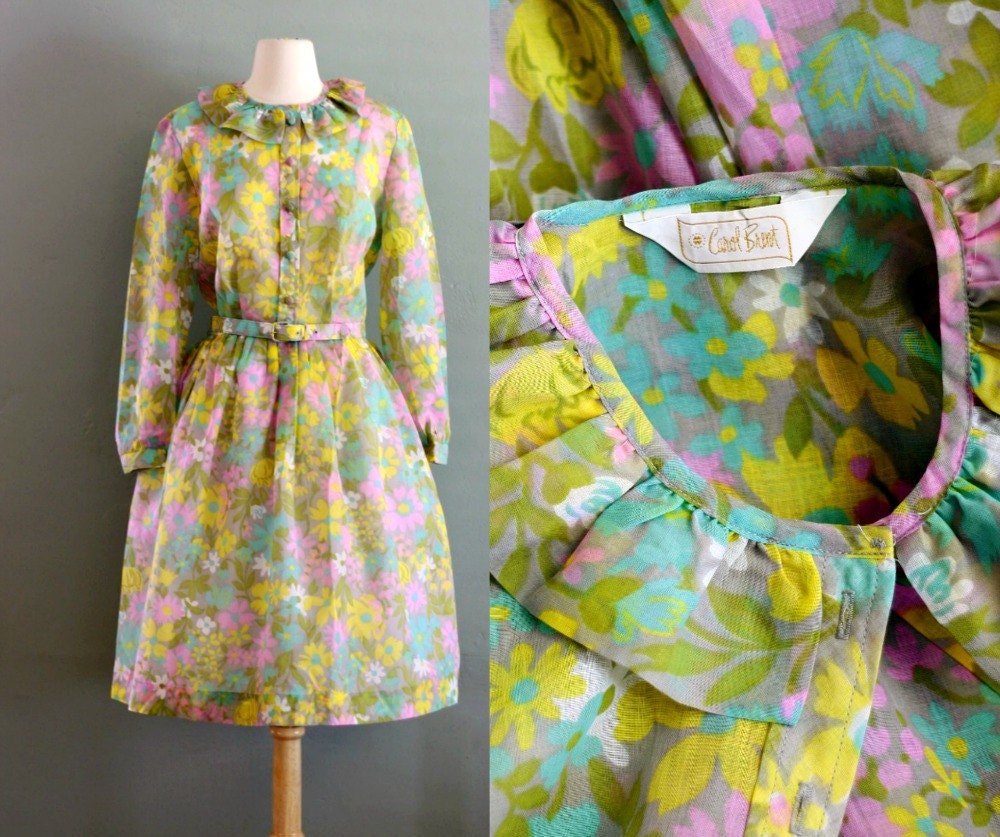 50's L Ruffle Collar Multi Colored Floral DRESS