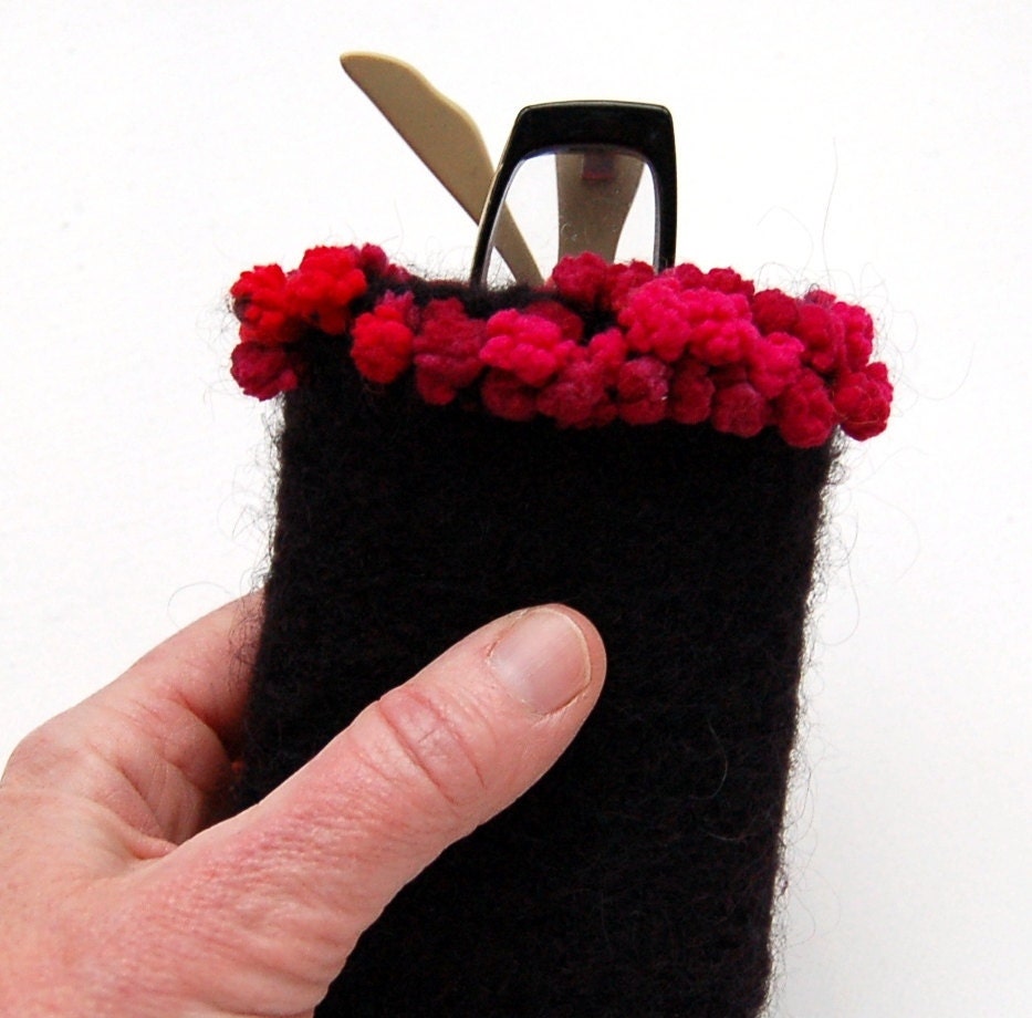 felted wool eyeglass case ebony black with crimson