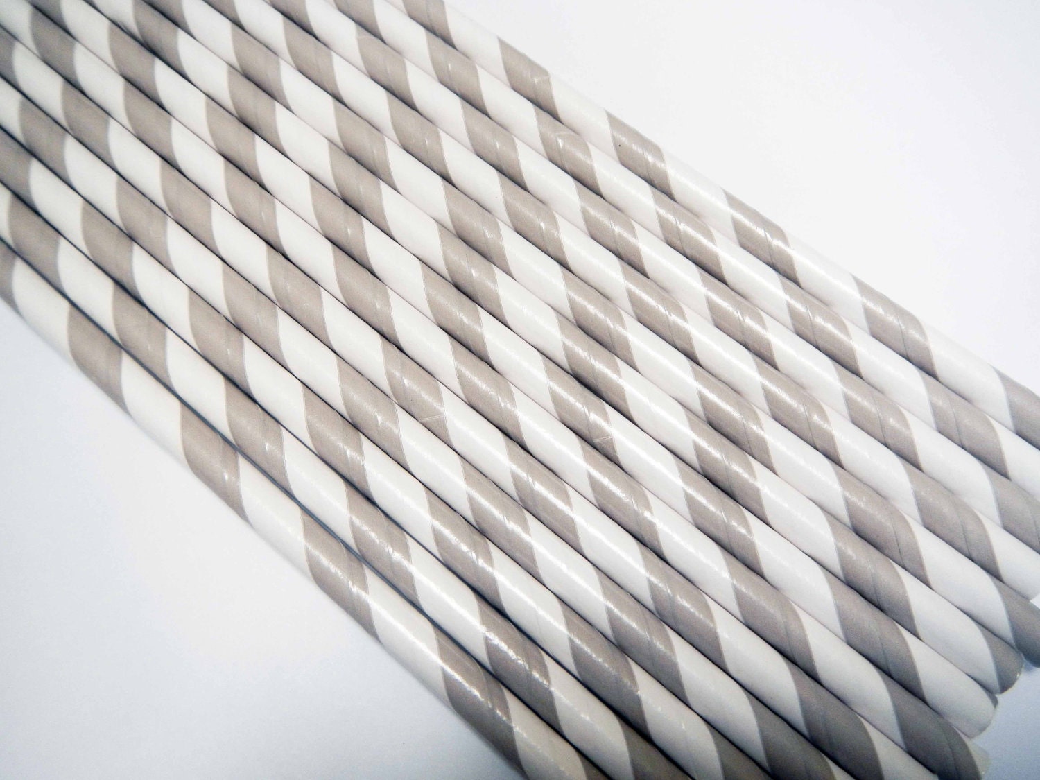 50 Grey White Striped Paper Straws - Parties, weddings, graduations  FREE DIY Flags