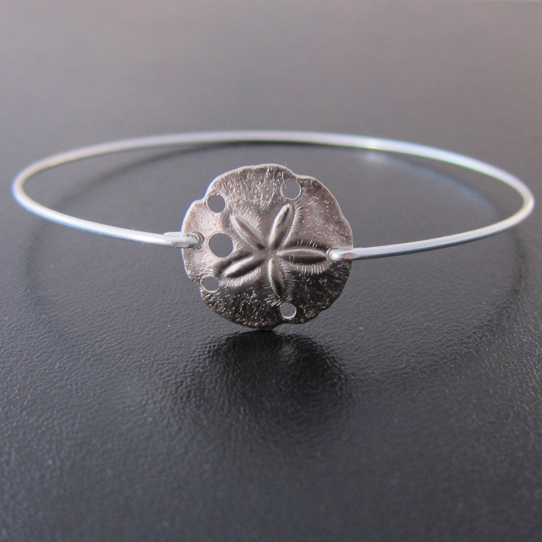 Sand Dollar Bracelet - Silver Sand Dollar Beach Charm Bangle Bracelet, Beach Theme Wedding Bridesmaid Gifts, Beach Bridesmaid Jewelry
