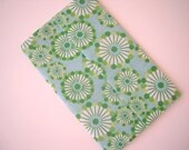 Tissue Case/Green Flower