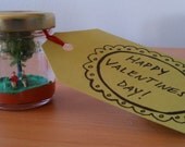 Mini Valentines Diorama - Female Couple 1