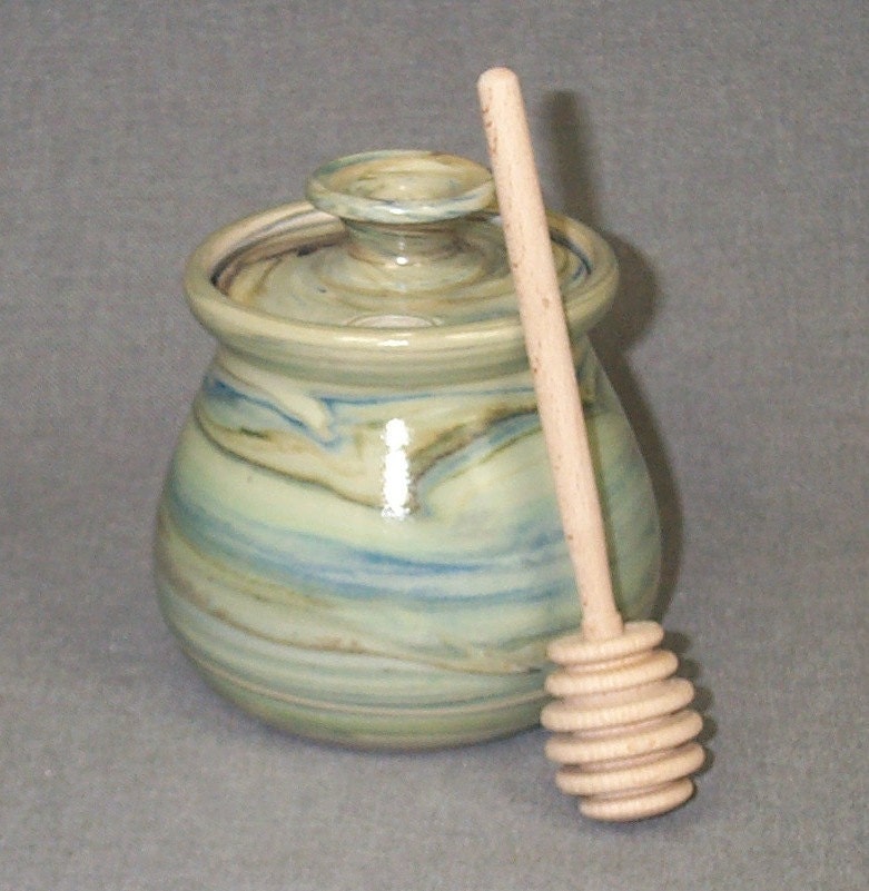Honey Pot Original Stoneware Hand Made  Lidded Jar Agateware includes hardwood dipper
