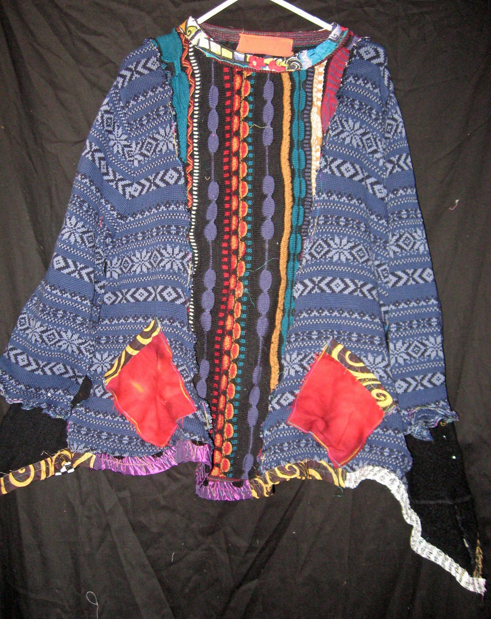 Upcycled snowflake Sweater Red Pockets