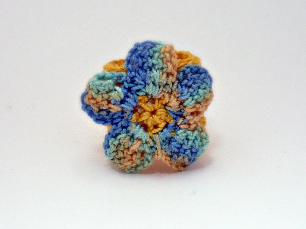 Crochet Ring Flower Applique Yellow Green Blue on Yellow Band