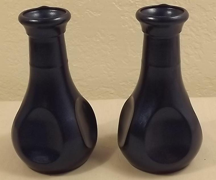 NEW 2 Pack of Miniature 3-1/2 Inch Tall Metallic Blue Glass Flower Vases Plus FREE In-Country Shipping