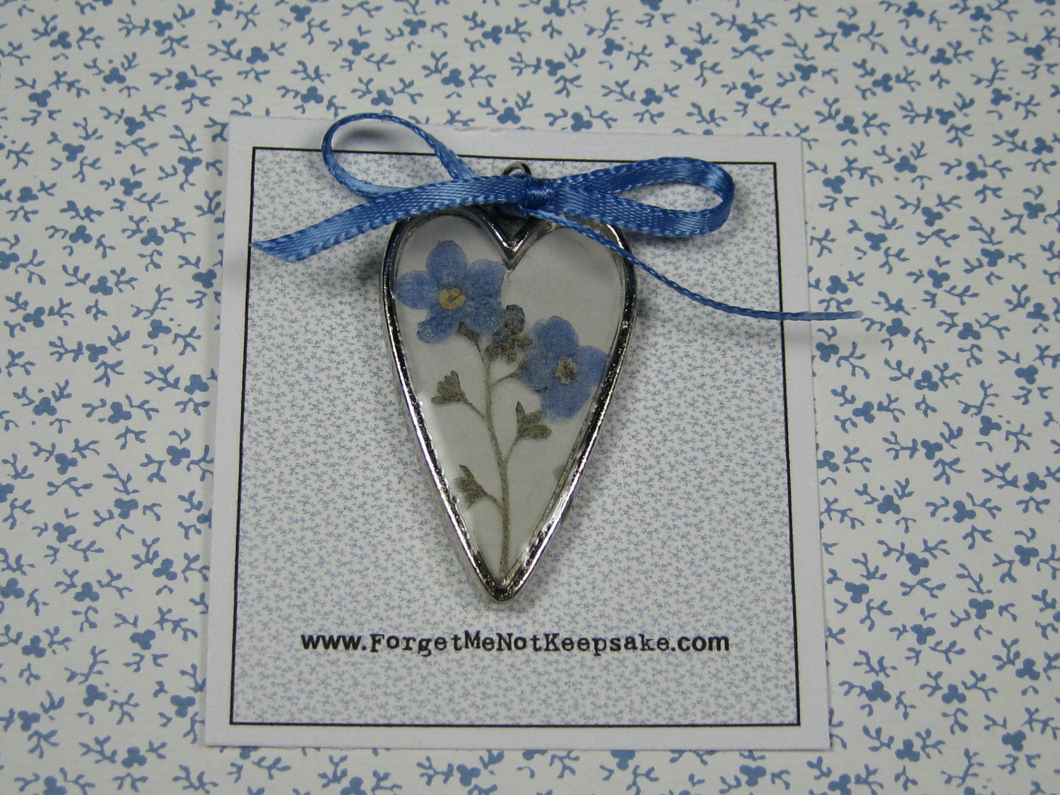 Large Forget Me Not  Heart Resin Tray