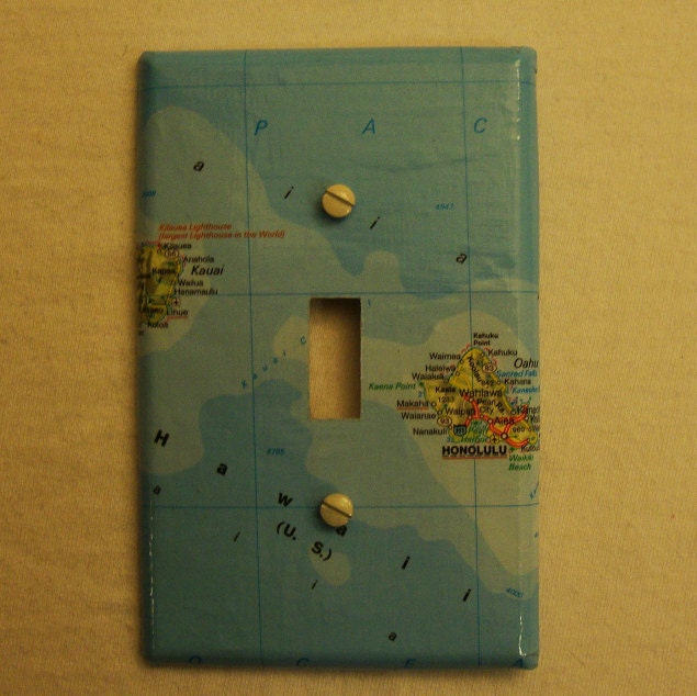 Map covered light switch plate, Hawaii (Oahu and Kauai)