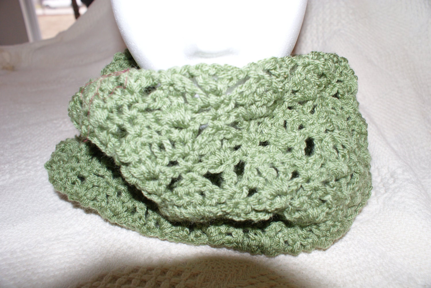 Crochet Green Cowl -  Infinity Scarf -  Winter Scarf -  Fashion Scarf