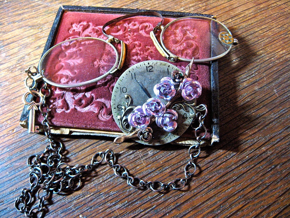 Vintage Nez Pince Glasses With Chain and Brooch