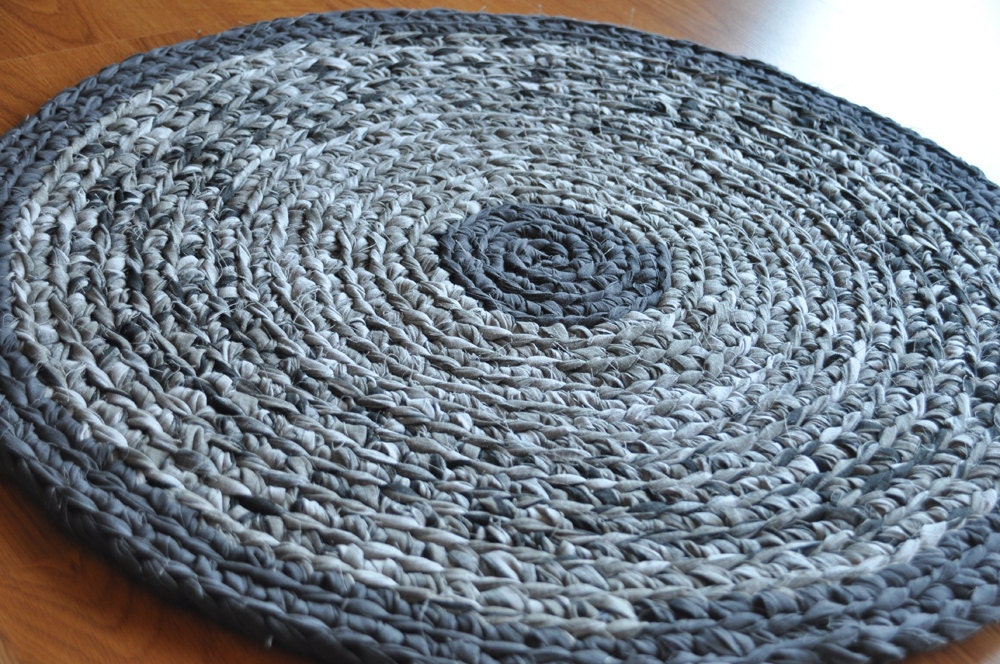 Gray and Charcoal Flecks Crochet Rug