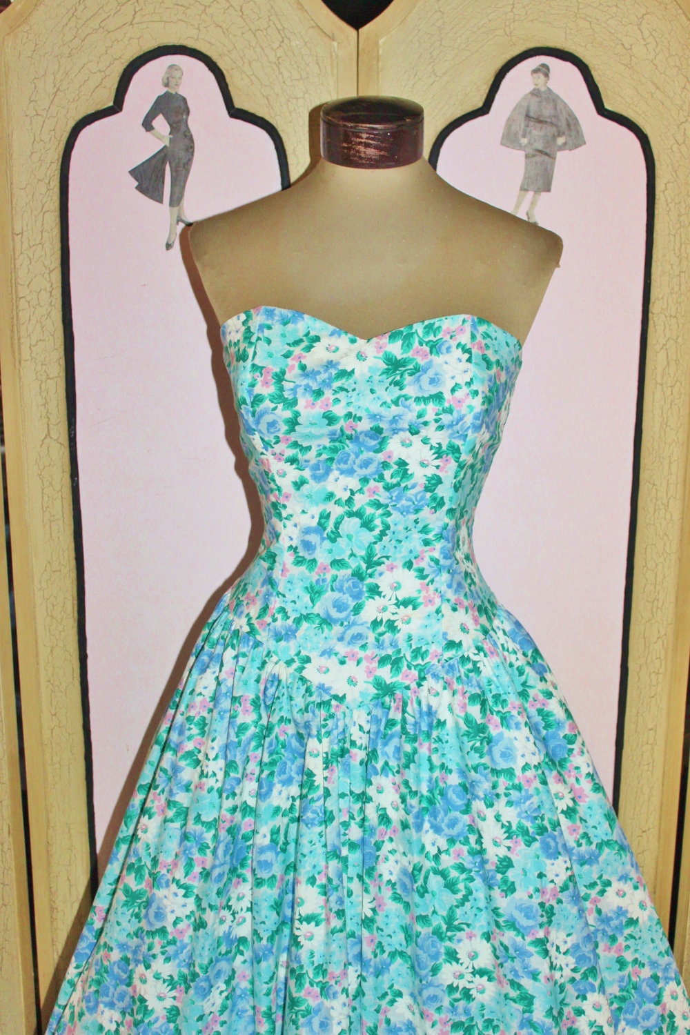Vintage 1980's Strapless Cotton Dress with Full Tea Length Skirt in Blues and Greens. Small Medium. Complimentary US Priority Shipping.