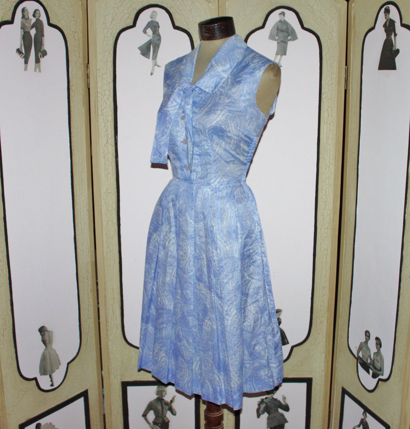 Vintage Early 1960's Summer Dress in Periwinkle Blue and White Print. Small S. Complimentary US Priority Shipping.