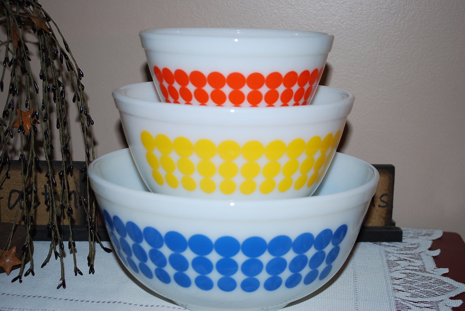 Vintage Pyrex Polka Dot Bowls, Set of Three