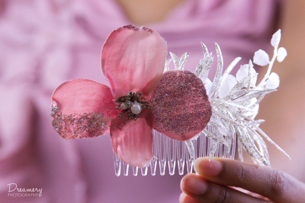 Frosted Orchid Flower Hair Comb