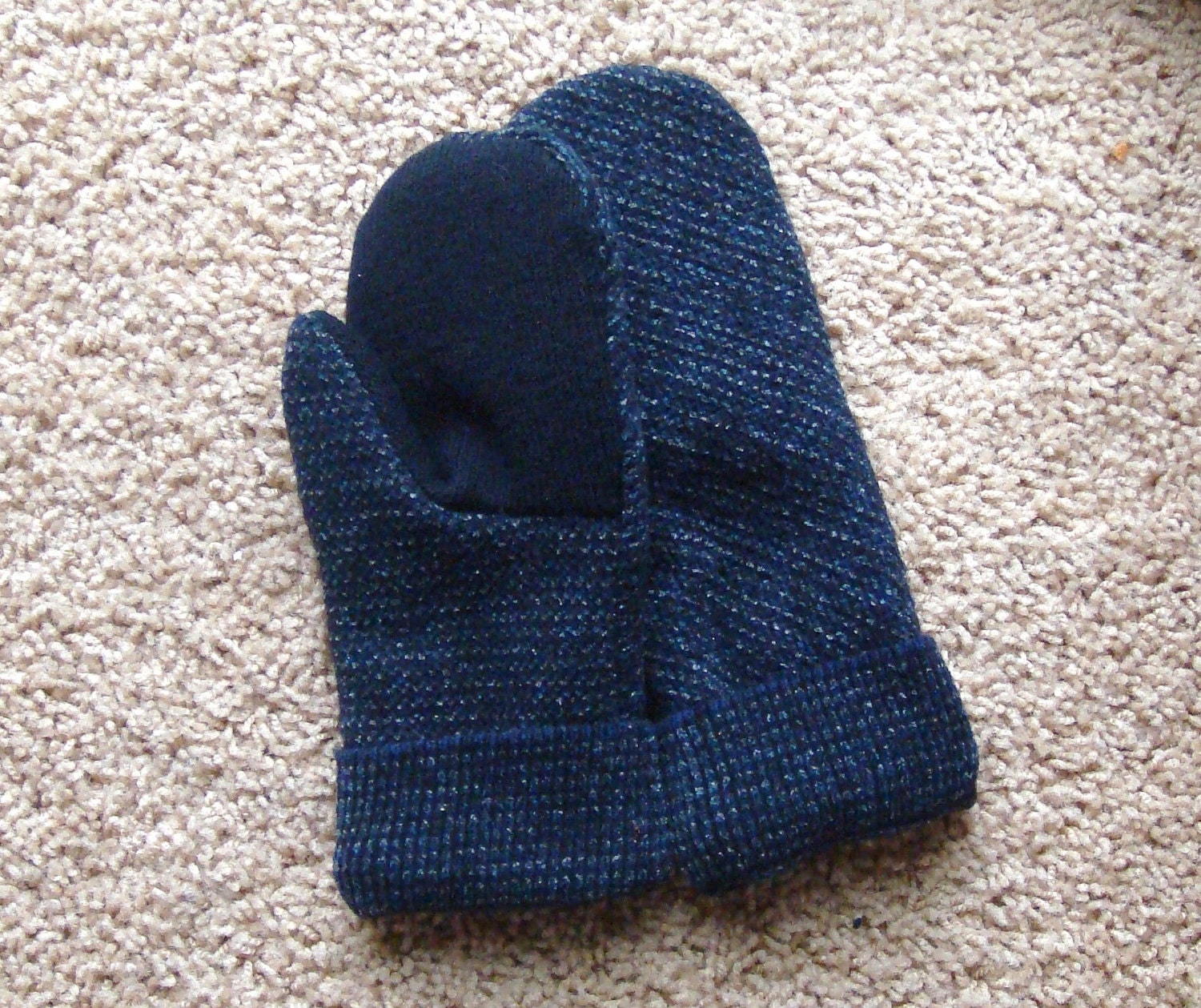 Mens Mittens - Black and Gray Diagonal