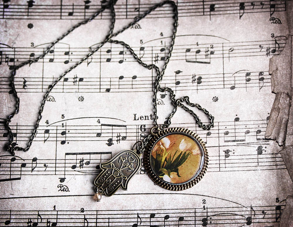 20% OFF Sale Vintage Inspired Jewelry Photo Necklace - Offer of Springtime - original fine art photo - bouquet of tulips