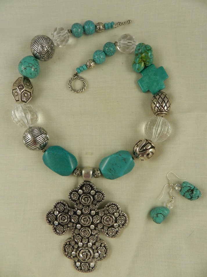 Chunky Turquoise Necklace Cross Rose