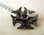 Botinical pendant no 2