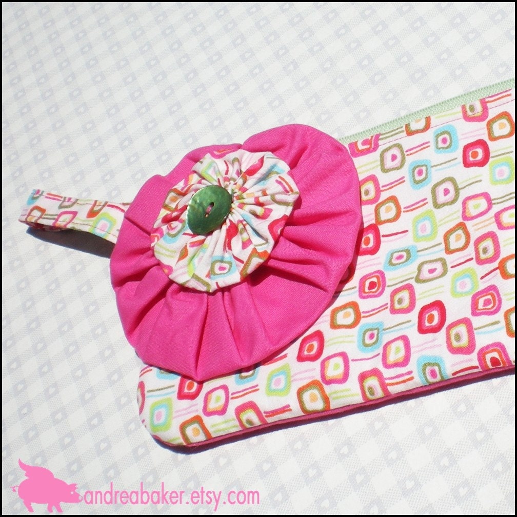 Funky Pink YoYo Zipper Pouch, Franny a OOAK Creation